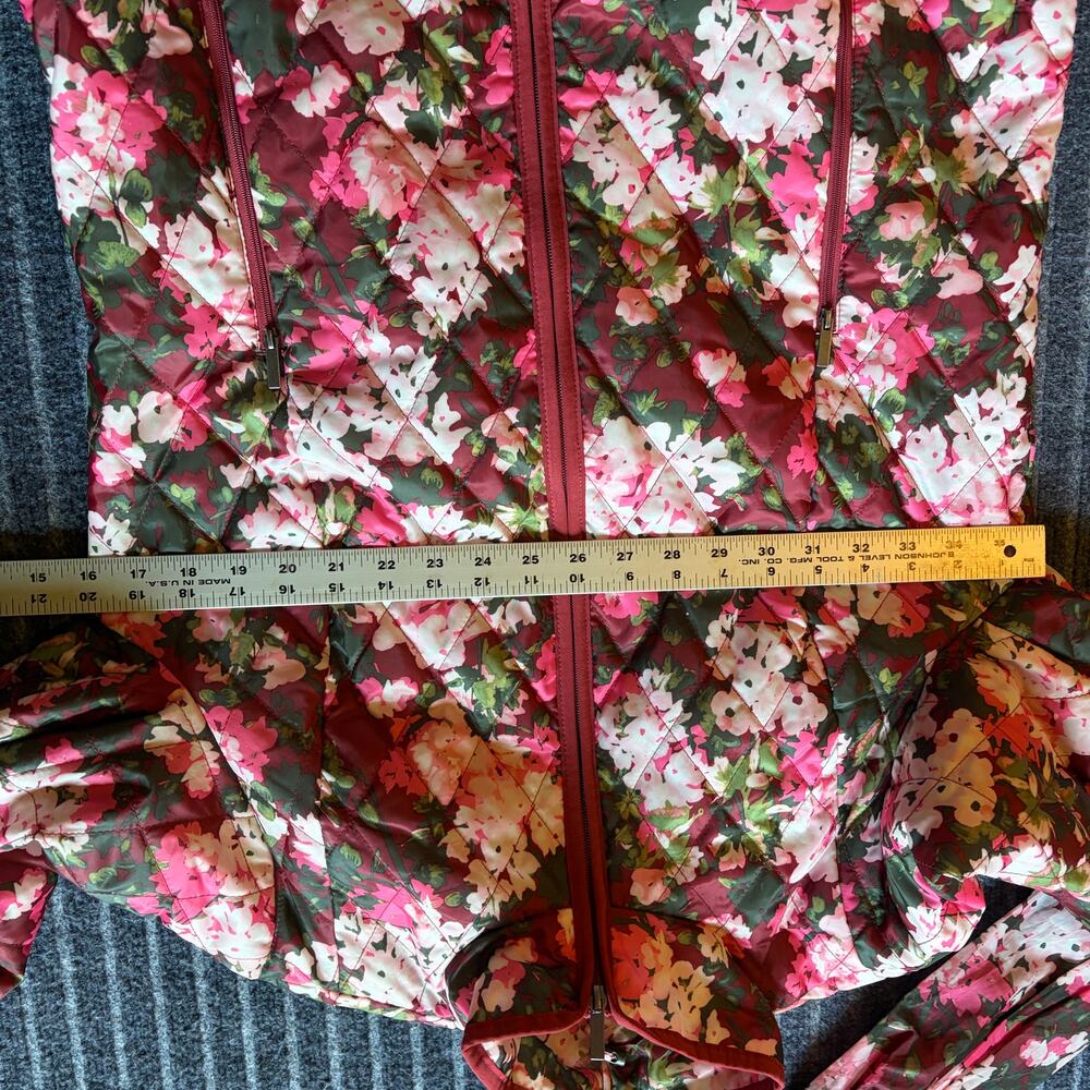Lands' End Floral Quilted Jacket Primaloft Size Medium Packable Pouch - Picture 7 of 9